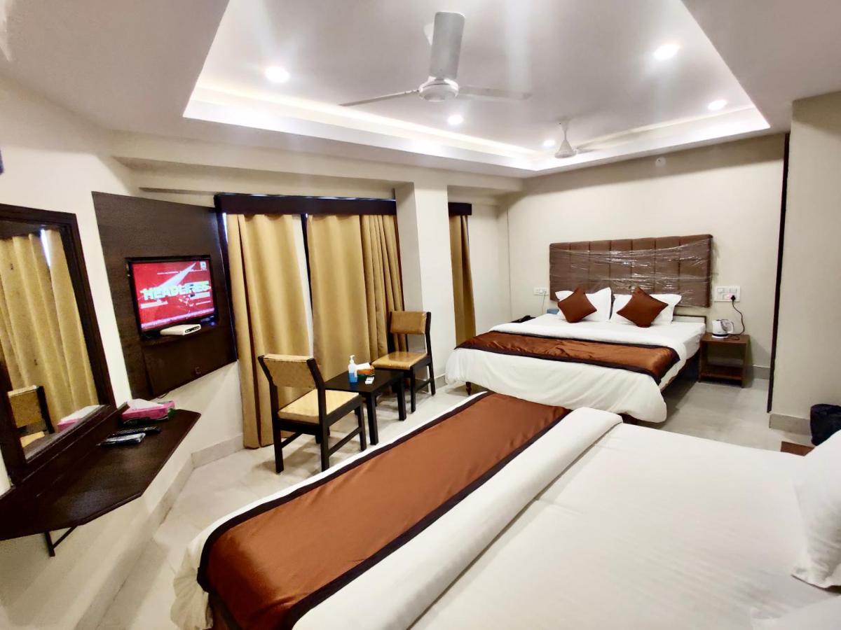 New Hotel Suhail Hyderabad Exterior photo
