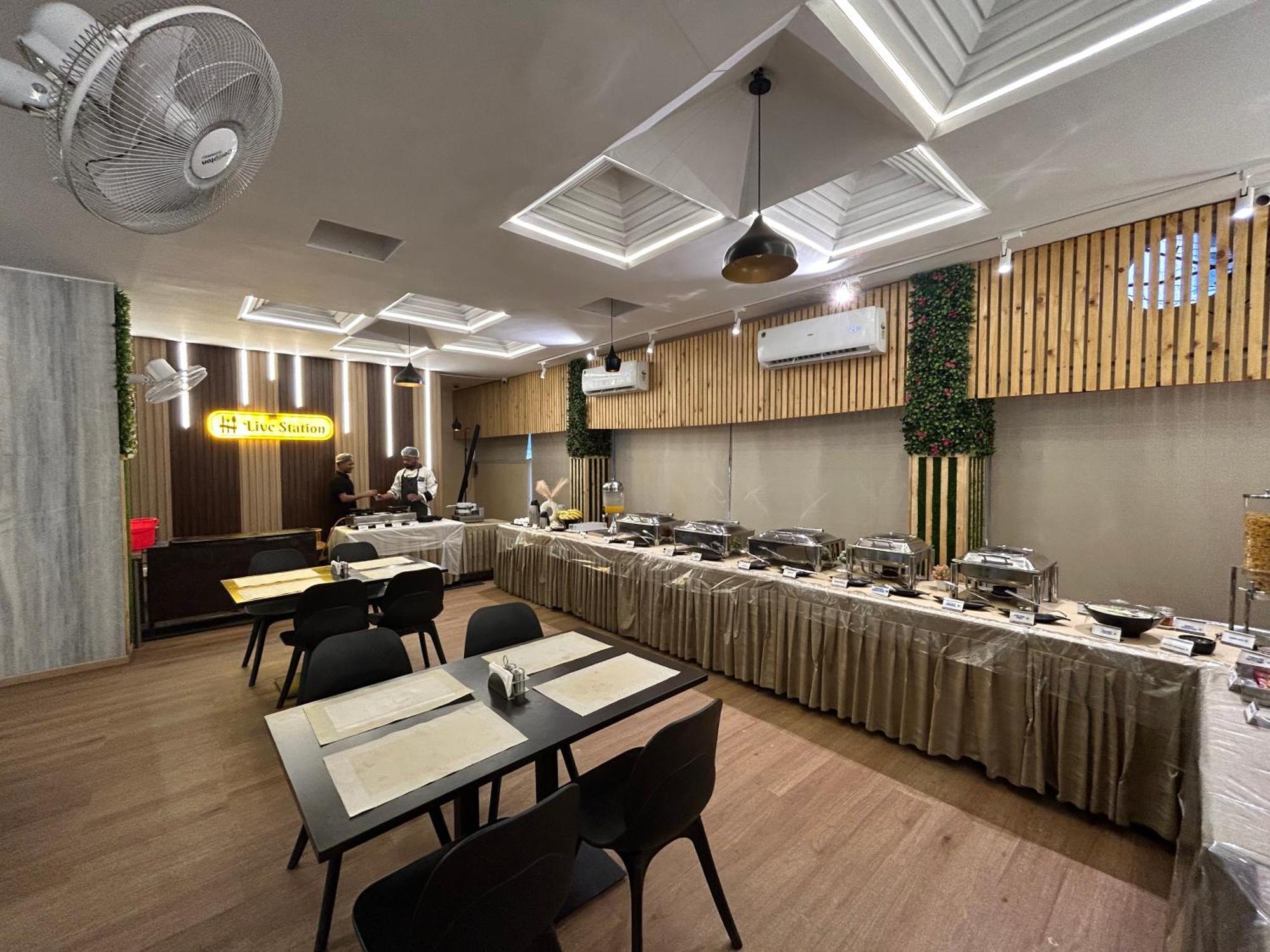 New Hotel Suhail Hyderabad Exterior photo